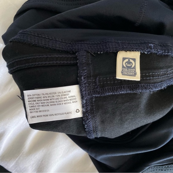 Isabel Maternity Crossover Panel Bermuda Shorts - Picture 5 of 12